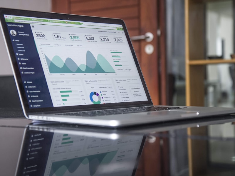 Desarrollo web y móvil para escalabilidad empresarial y transformación digital